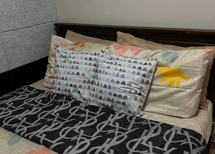 Thailand Theme 1br Free Pool Gym Internet Netflix Prime Hbo Max Sunshine 100 T3 Pioneer Mandaluyong Apartment